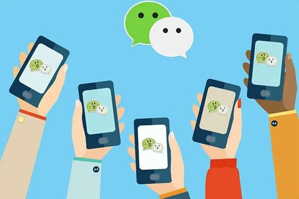 犯罪分子利用微信群控设备，以美女诱惑加好友，向用户索要红包，推荐股票，销售色情视频等骗钱